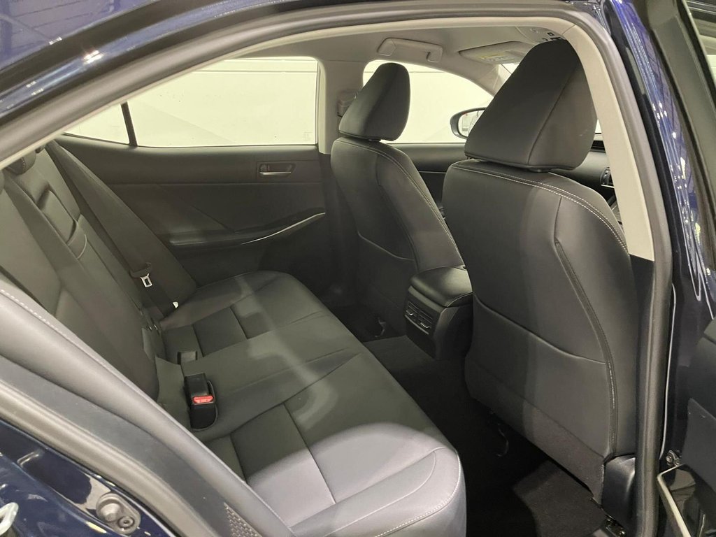 Used Lexus IS 2019 for sale - 77521298: Photo 32