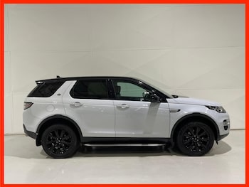 Used Land Rover Discovery Sport 2015 for sale - 77038182: Photo
