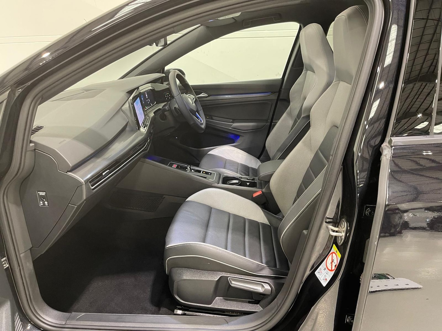 Used Volkswagen Golf 2021 for sale - 76398169: Photo 34