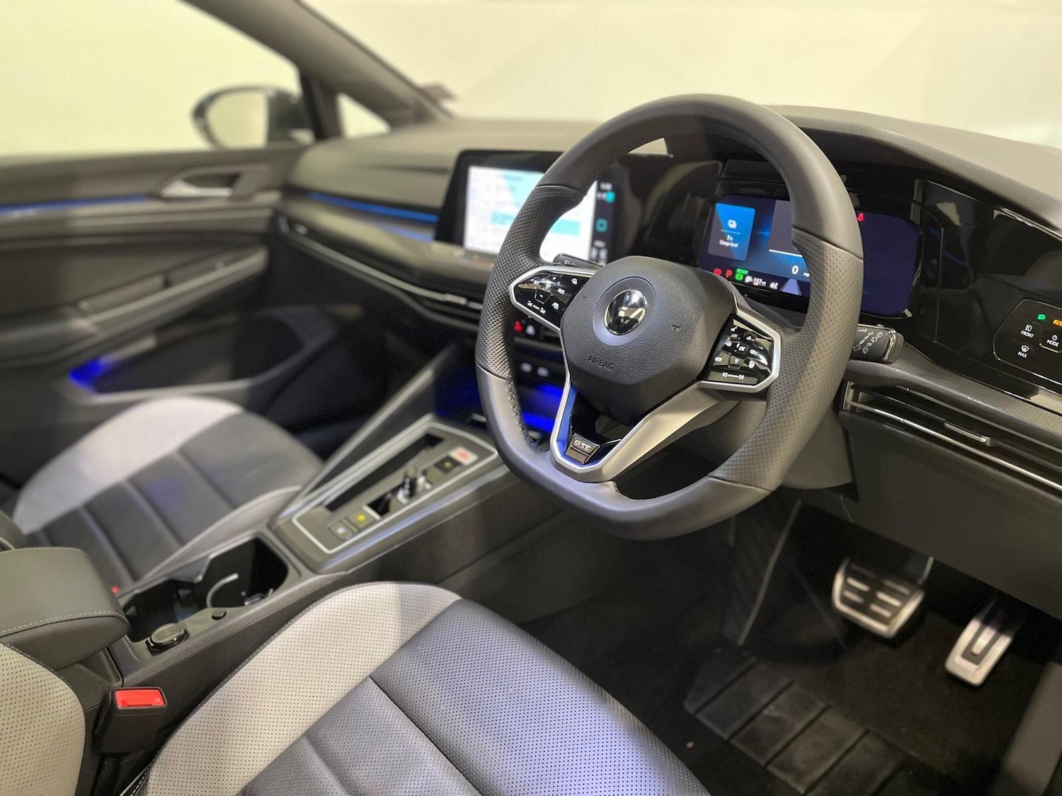 Used Volkswagen Golf 2021 for sale - 76398169: Photo 73