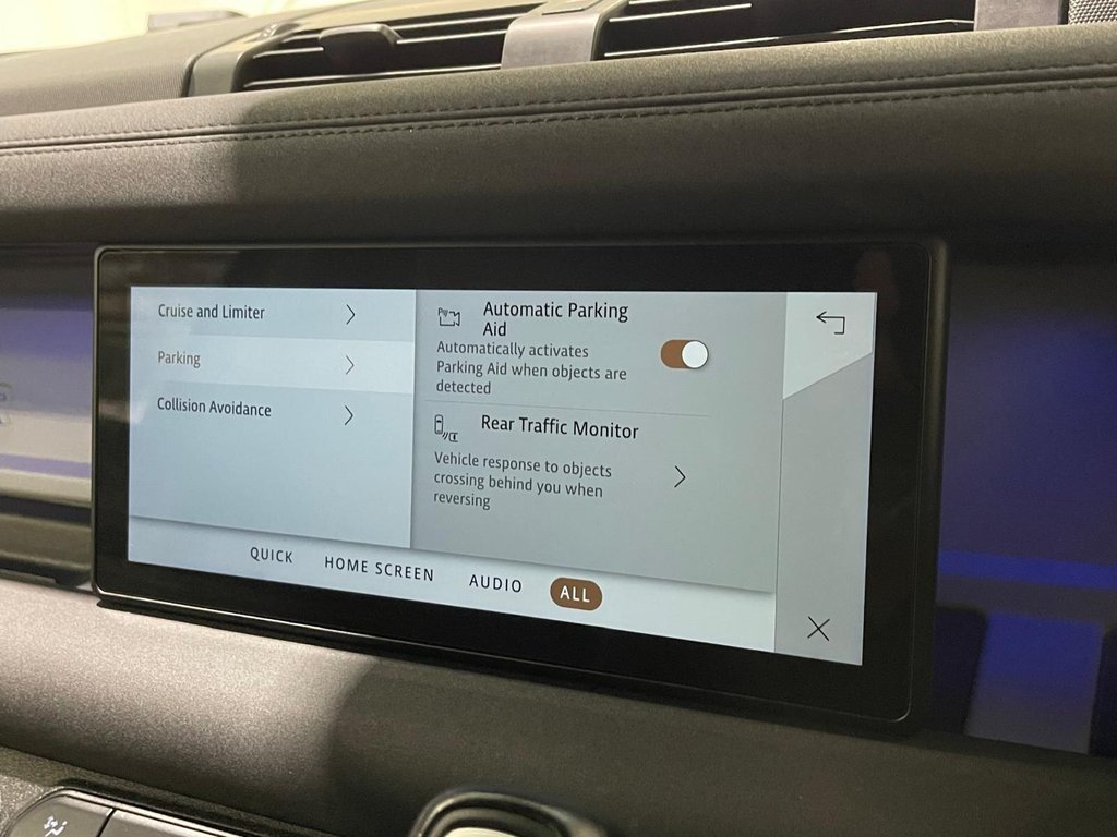 Used Land Rover Defender 110 2022 for sale - 77631532: Photo 22