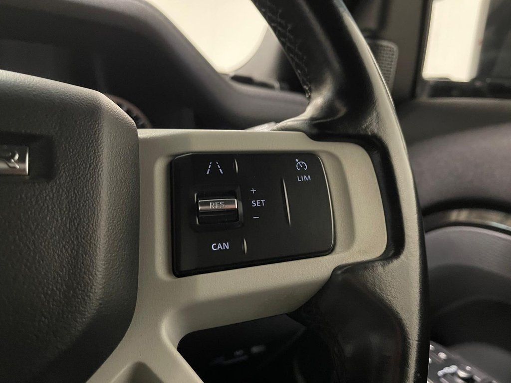 Used Land Rover Defender 110 2022 for sale - 77631532: Photo 26