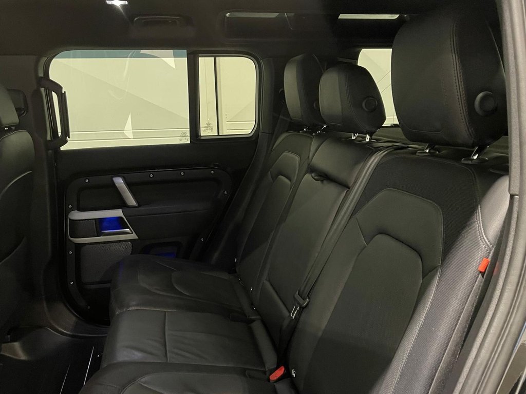Used Land Rover Defender 110 2022 for sale - 77631532: Photo 38
