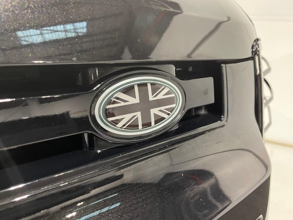 Used Land Rover Defender 110 2022 for sale - 77631532: Photo 50