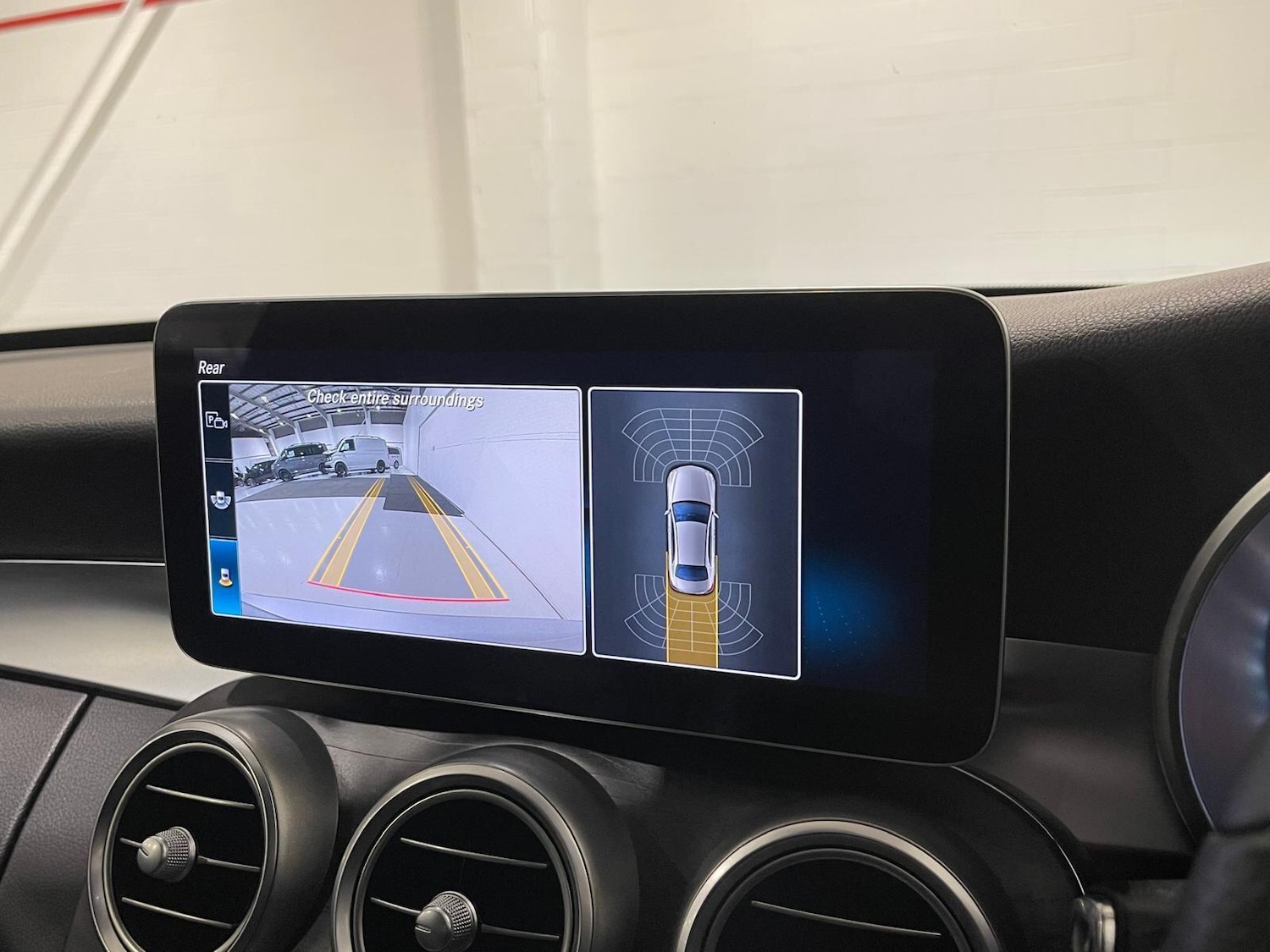 Used Mercedes-Benz C Class 2020 for sale - 76398437: Photo 13