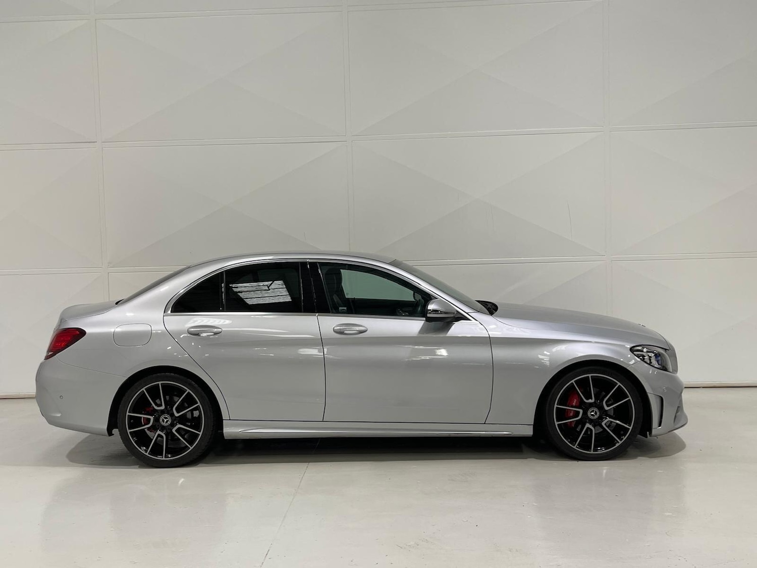 Used Mercedes-Benz C Class 2020 for sale - 76398437: Photo 62