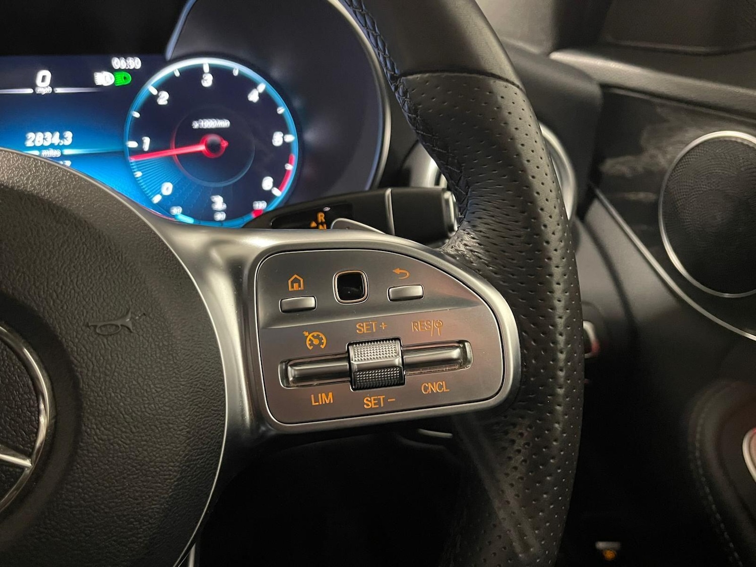 Used Mercedes-Benz C Class 2020 for sale - 76398437: Photo 82