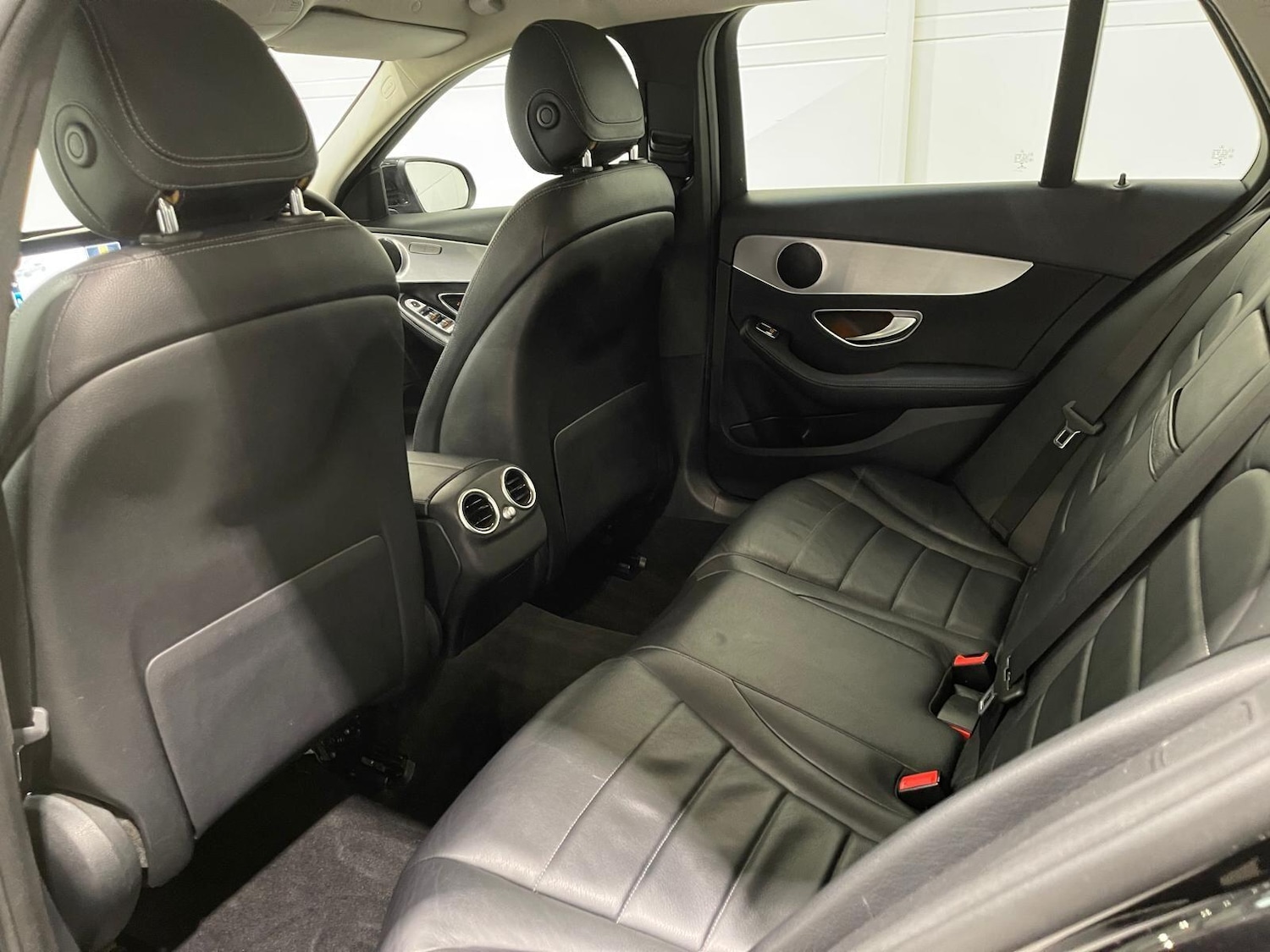 Used Mercedes-Benz C Class 2019 for sale - 76398043: Photo 33