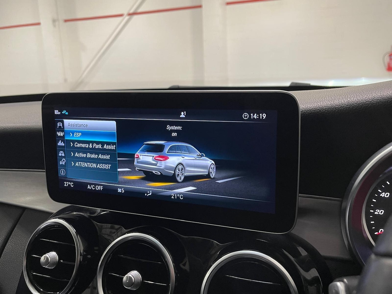 Used Mercedes-Benz C Class 2019 for sale - 76398043: Photo 76