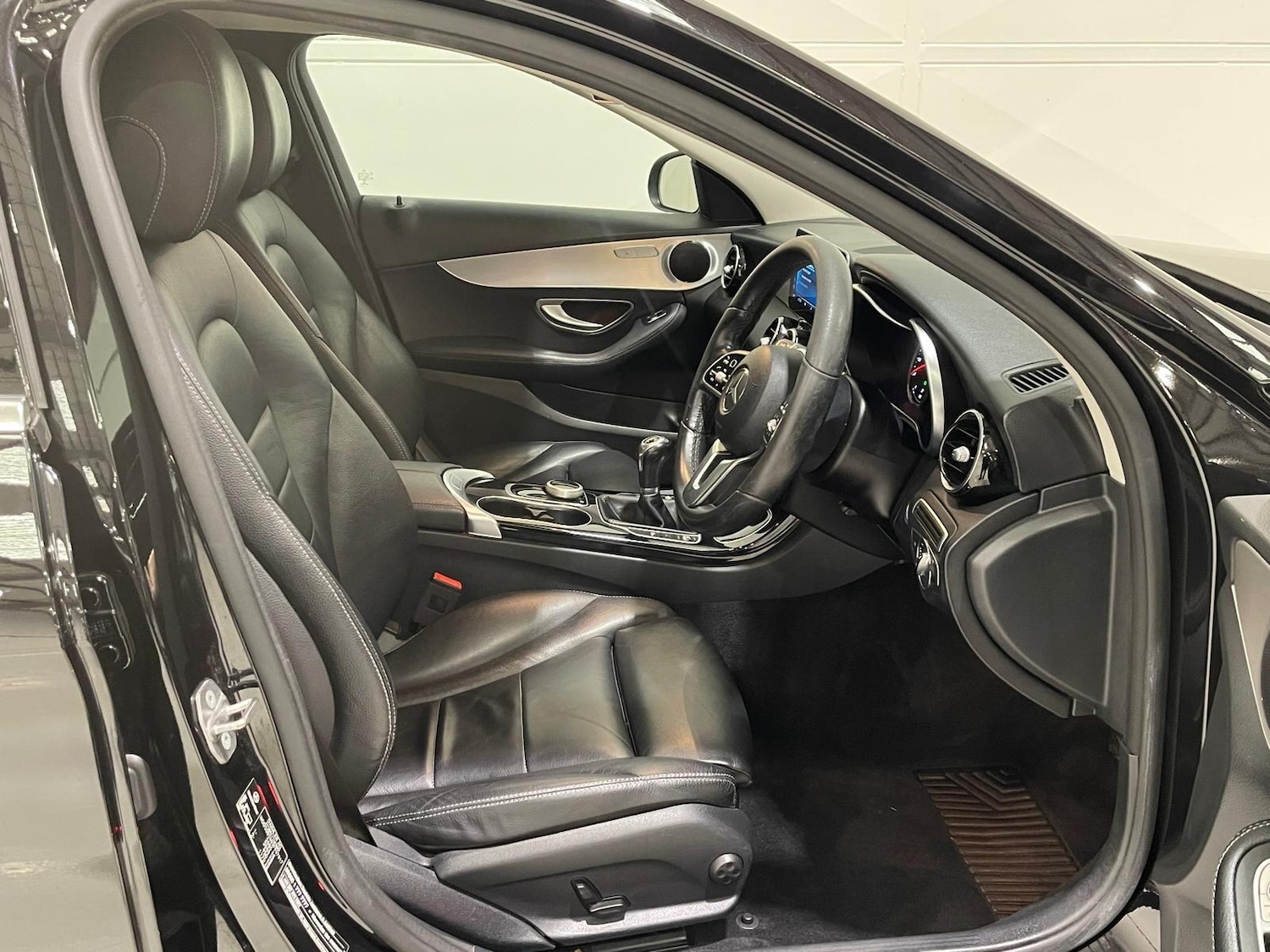 Used Mercedes-Benz C Class 2019 for sale - 76398043: Photo 87