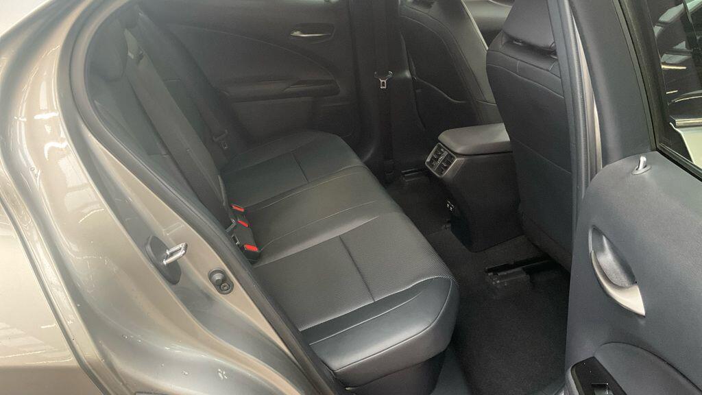 Used Lexus UX 2019 for sale - 76423237: Photo 10