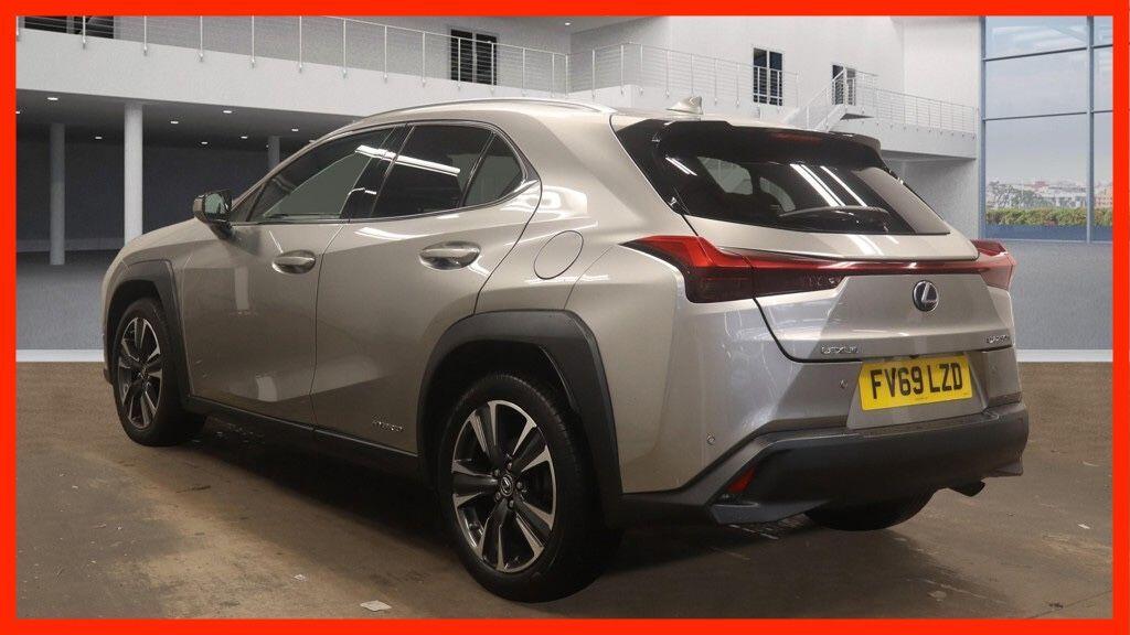 Used Lexus UX 2019 for sale - 76423237: Photo 4