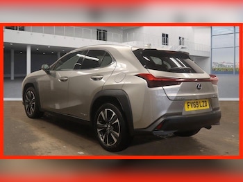Used Lexus UX 2019 for sale - 76423237: Photo