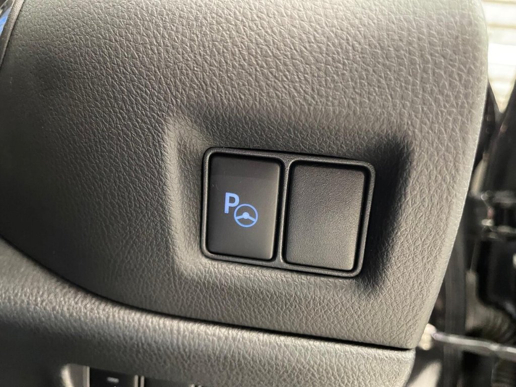 Used Toyota C-HR 2021 for sale - 76481505: Photo 24