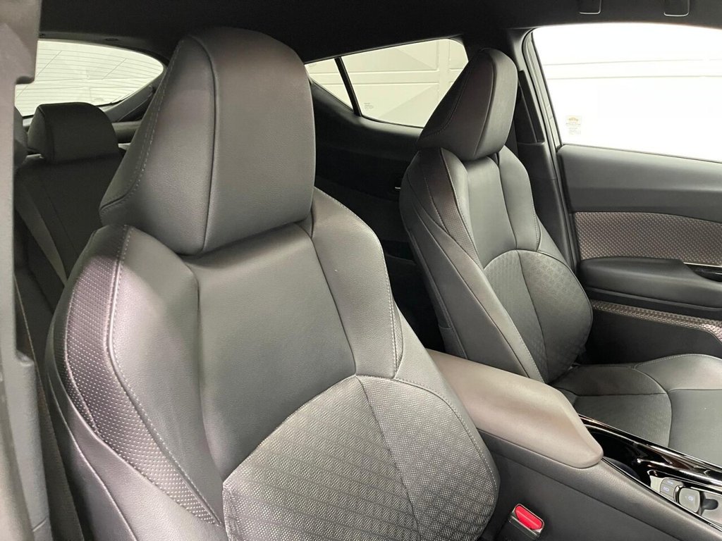 Used Toyota C-HR 2021 for sale - 76481505: Photo 29
