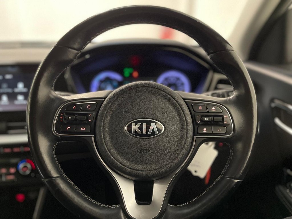 Used Kia Niro 2020 for sale - 77122232: Photo 11