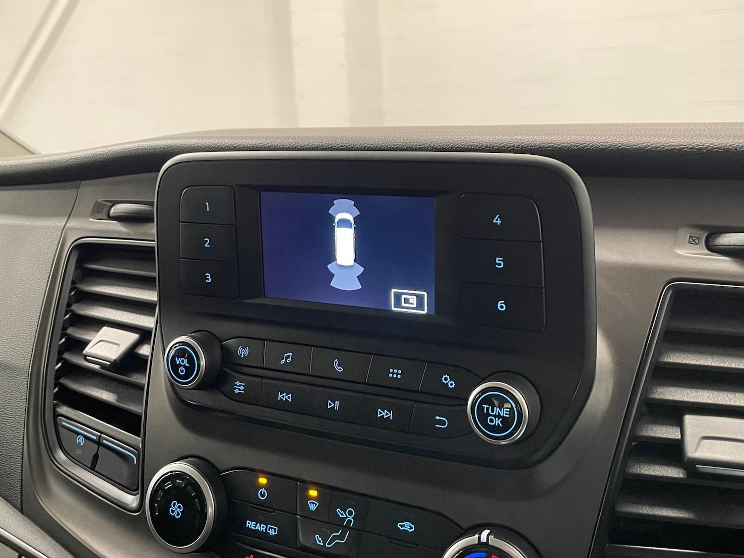 Used Ford Tourneo Custom 2020 for sale - 76398870: Photo 13