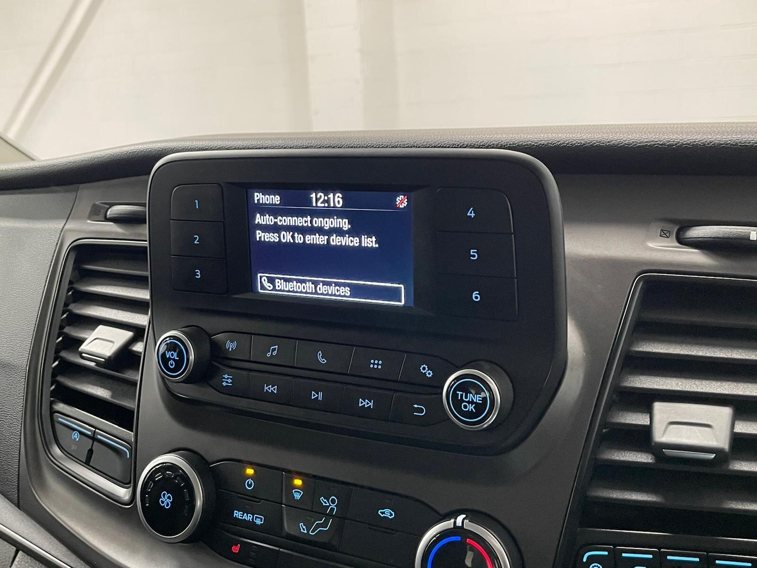 Used Ford Tourneo Custom 2020 for sale - 76398870: Photo 15