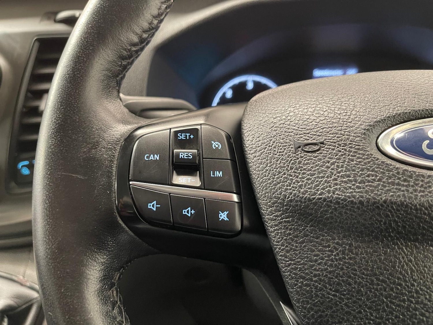 Used Ford Tourneo Custom 2020 for sale - 76398870: Photo 18