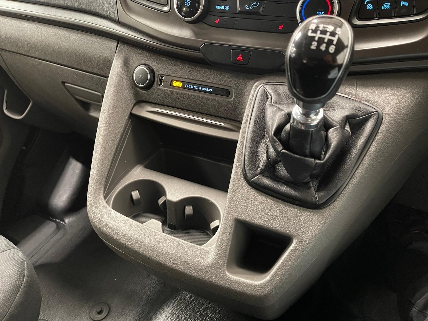 Used Ford Tourneo Custom 2020 for sale - 76398870: Photo 73