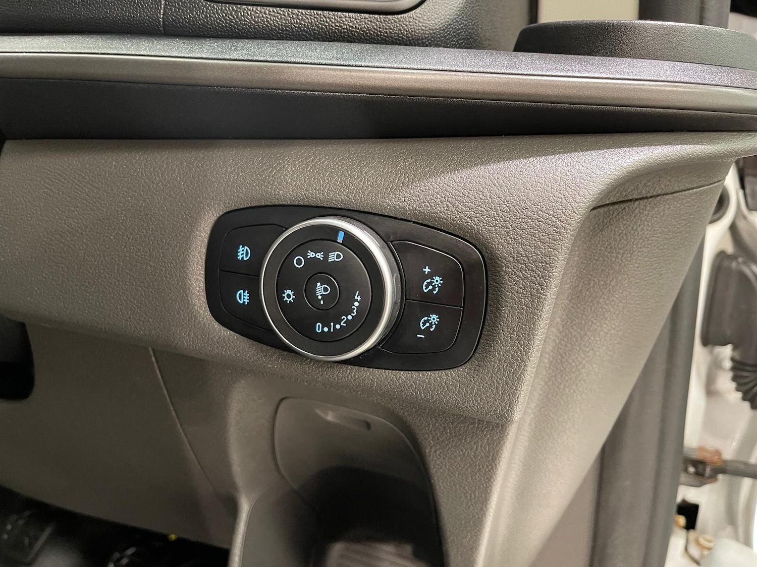 Used Ford Tourneo Custom 2020 for sale - 76398870: Photo 75