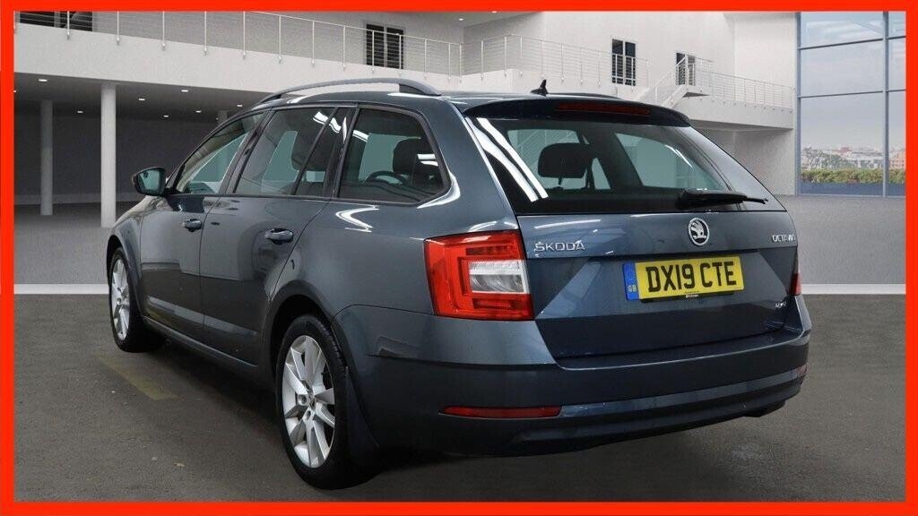 Used Skoda Octavia 2019 for sale - 76496160: Photo 3