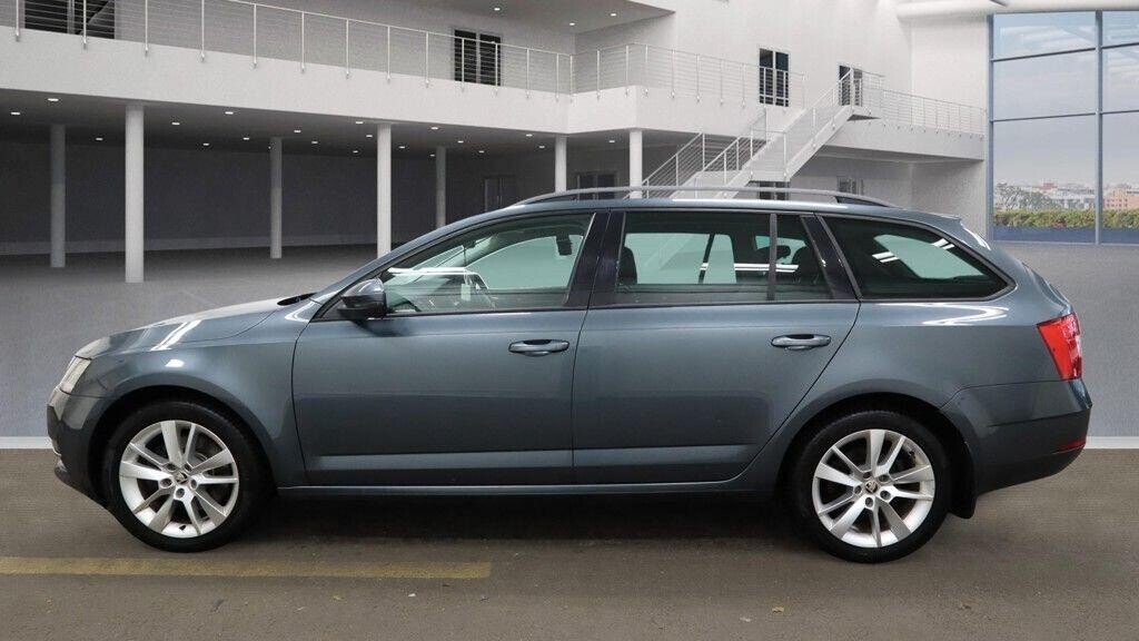 Used Skoda Octavia 2019 for sale - 76496160: Photo 4