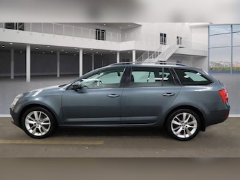 Used Skoda Octavia 2019 for sale - 76496160: Photo