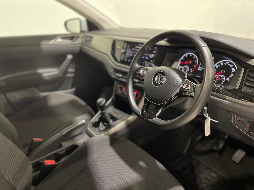 Used Volkswagen Polo 2018 for sale - 76797842: Photo 10