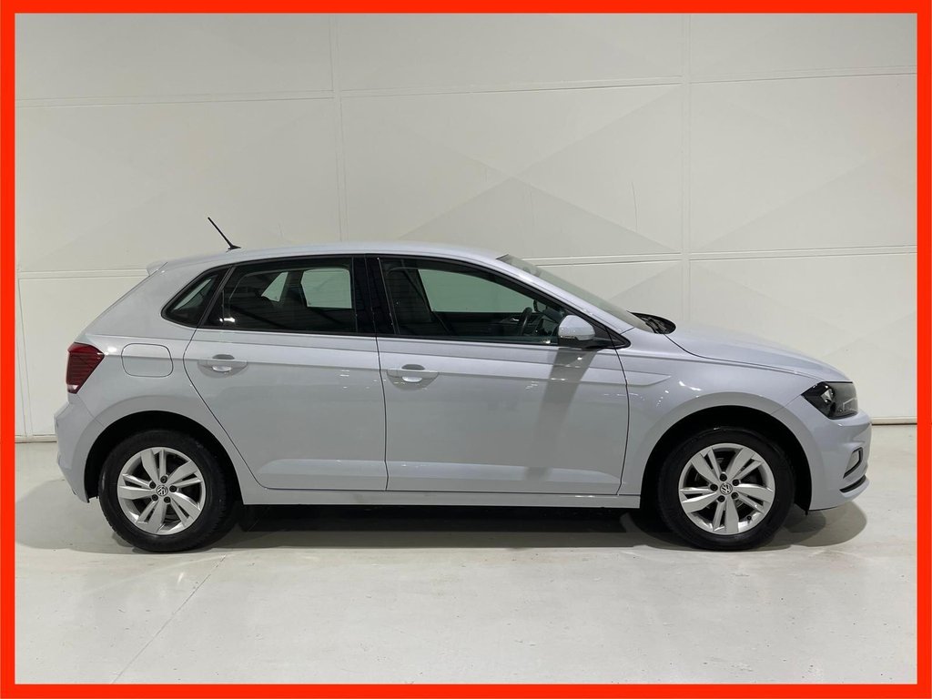 Used Volkswagen Polo 2018 for sale - 76797842: Photo 2