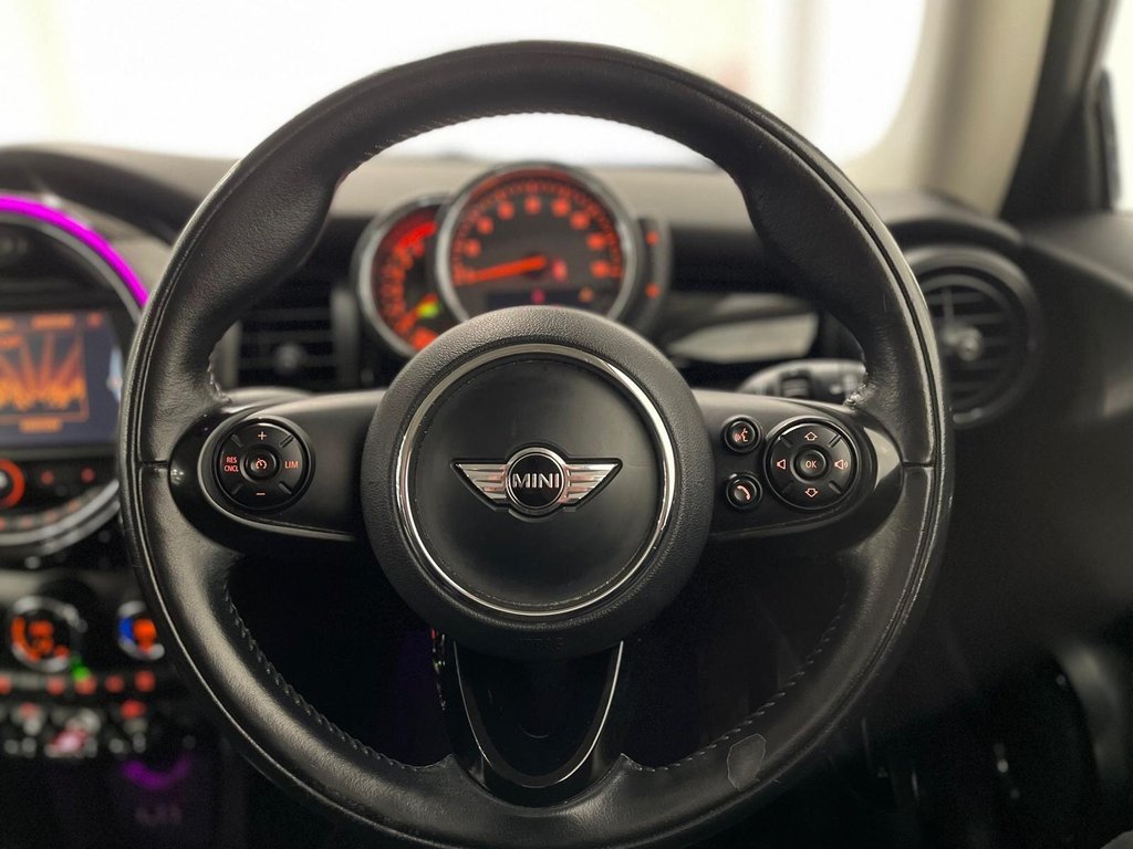 Used MINI Hatch 2017 for sale - 76900568: Photo 11