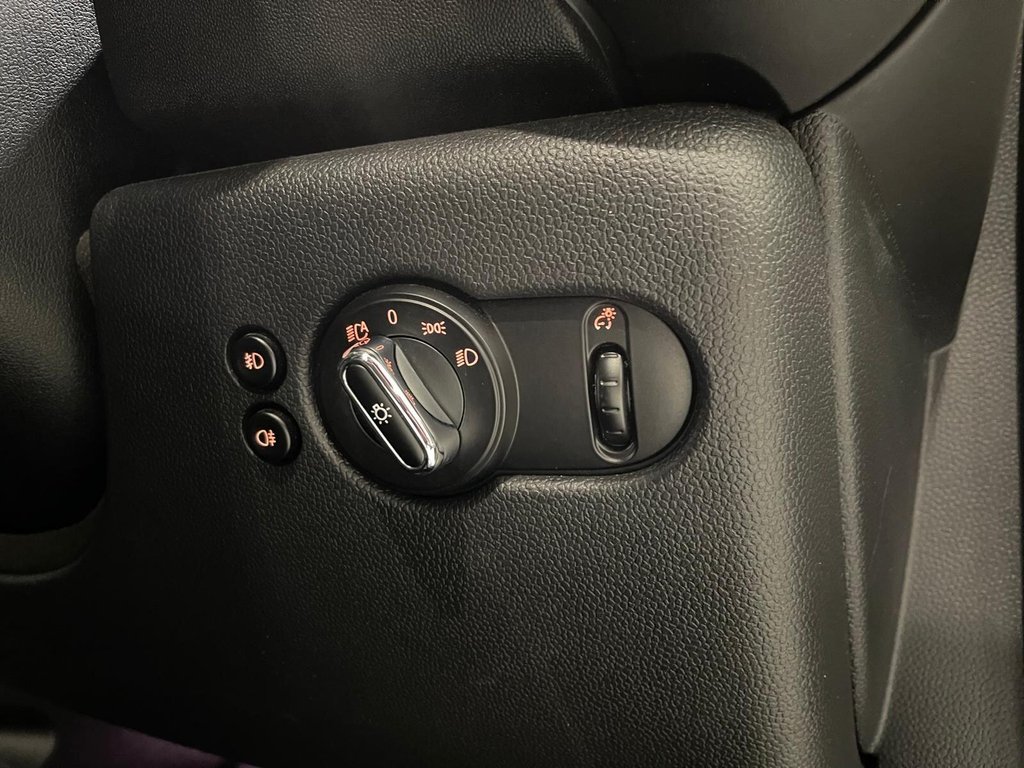 Used MINI Hatch 2017 for sale - 76900568: Photo 19