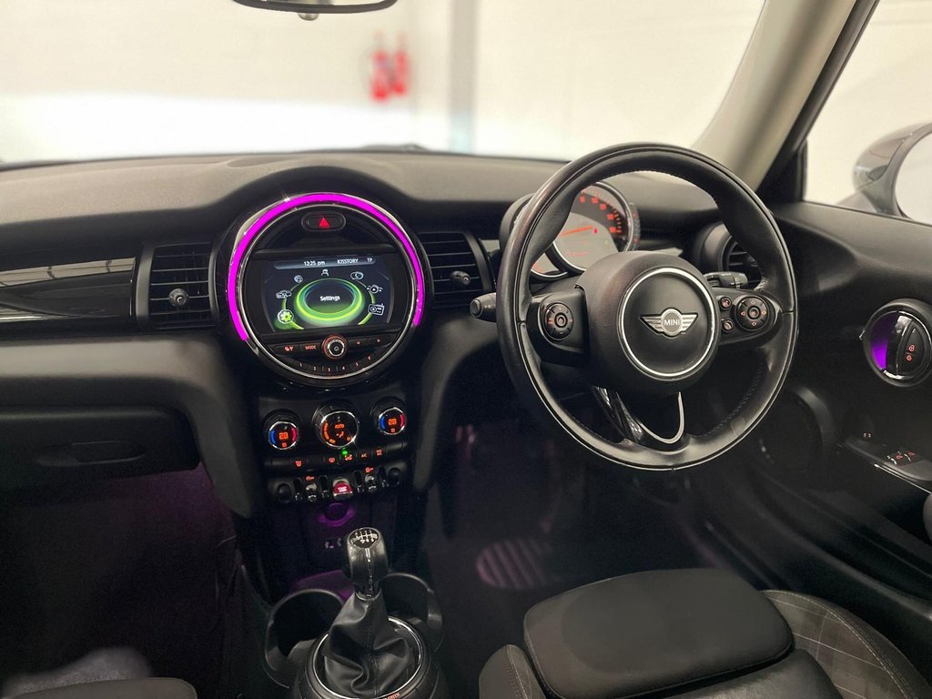 Used MINI Hatch 2017 for sale - 76900568: Photo 27