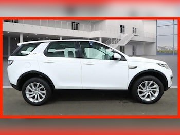 Used Land Rover Discovery Sport 2018 for sale - 76482262: Photo