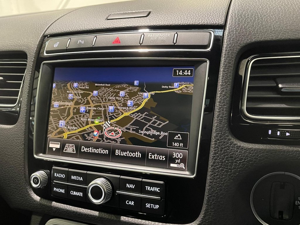 Used Volkswagen Touareg 2016 for sale - 76923137: Photo 13