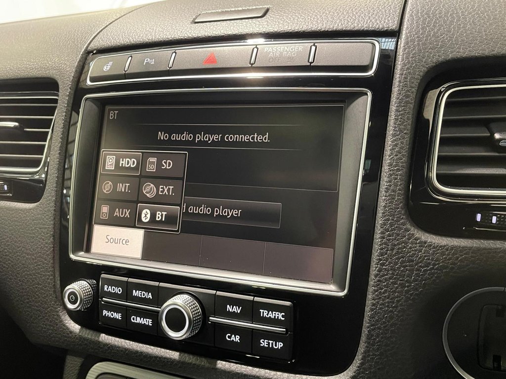 Used Volkswagen Touareg 2016 for sale - 76923137: Photo 18