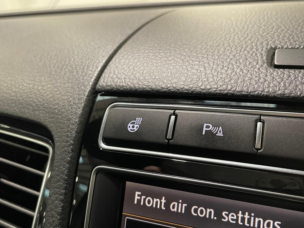 Used Volkswagen Touareg 2016 for sale - 76923137: Photo 19