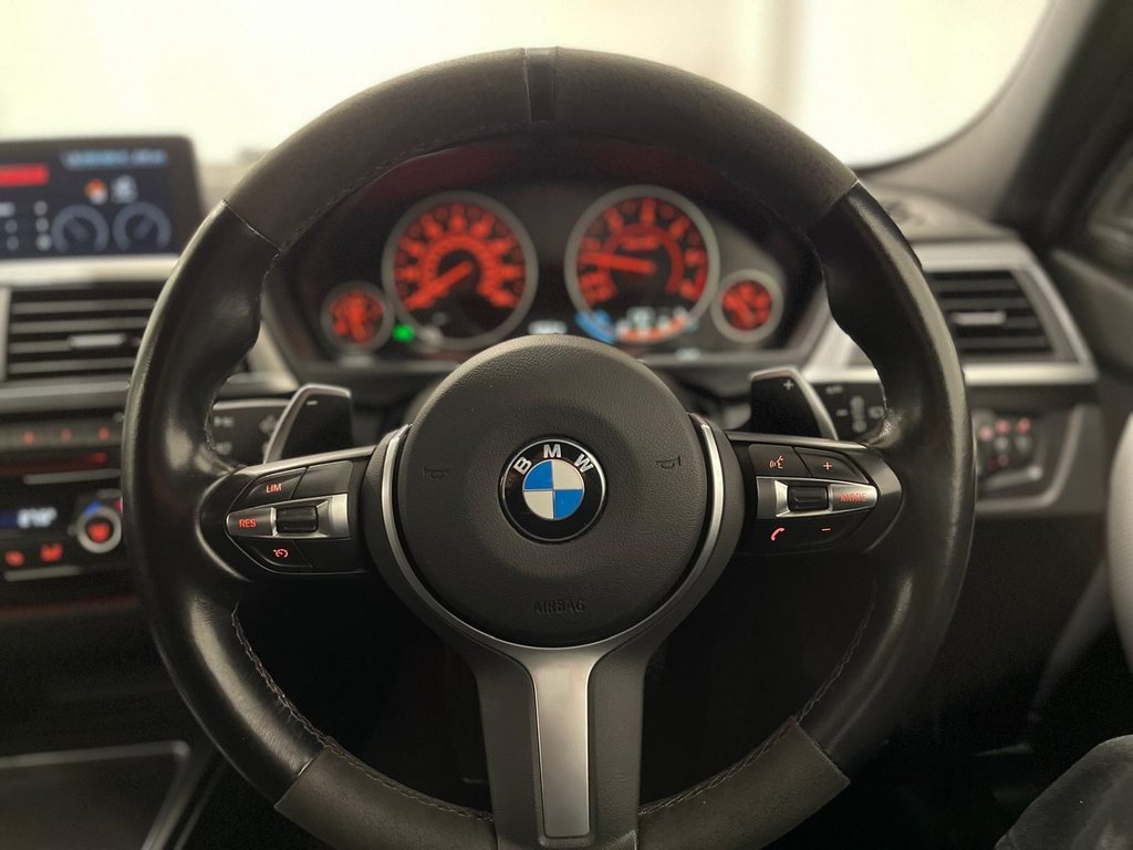 Used BMW 3 Series 2019 for sale - 76923537: Photo 11