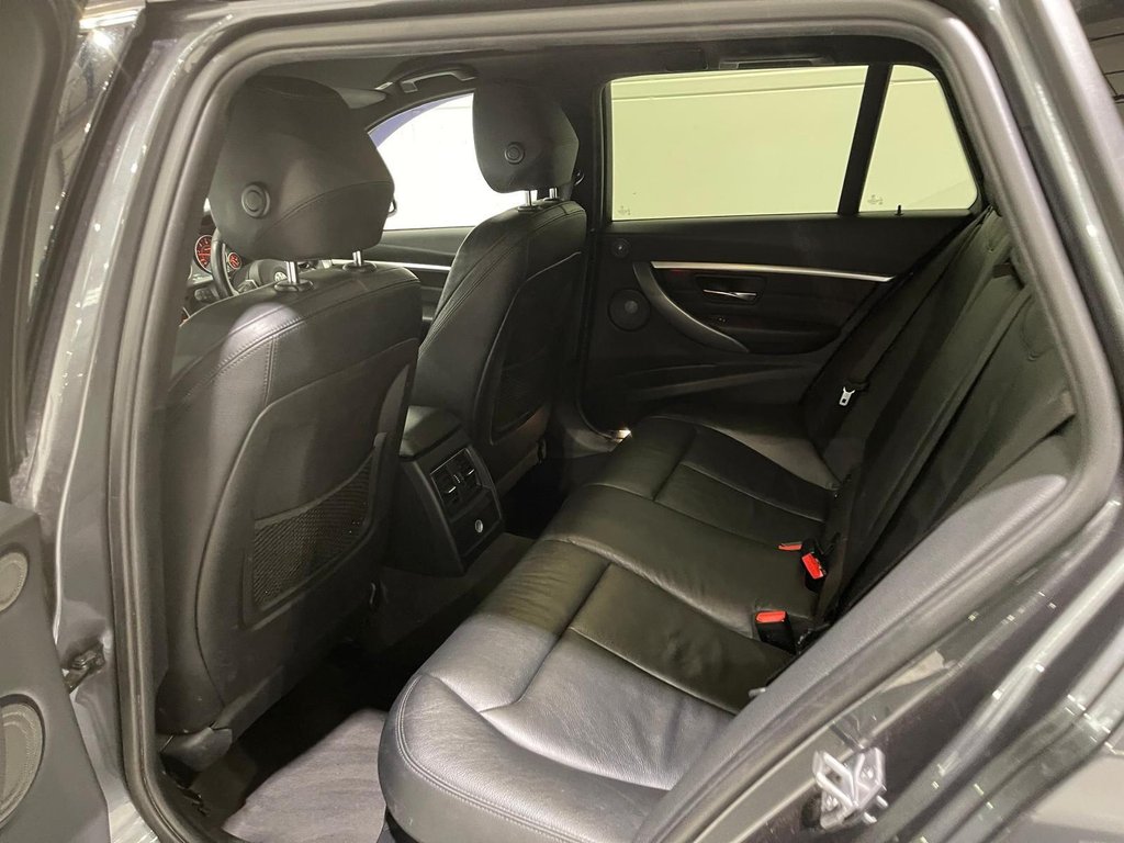 Used BMW 3 Series 2019 for sale - 76923537: Photo 24