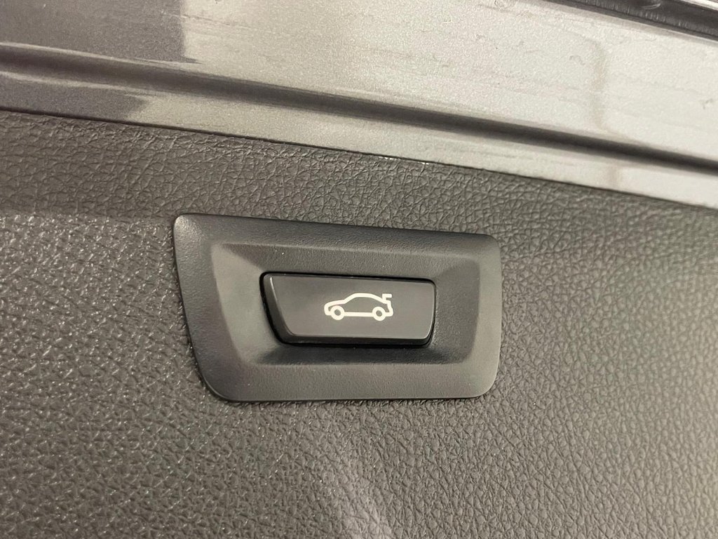 Used BMW 3 Series 2019 for sale - 76923537: Photo 33