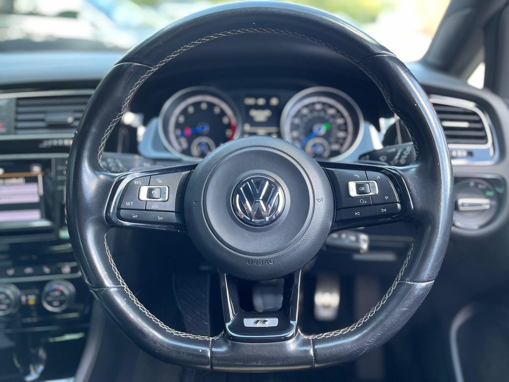 Used Volkswagen Golf 2015 for sale - 78124675: Photo 8