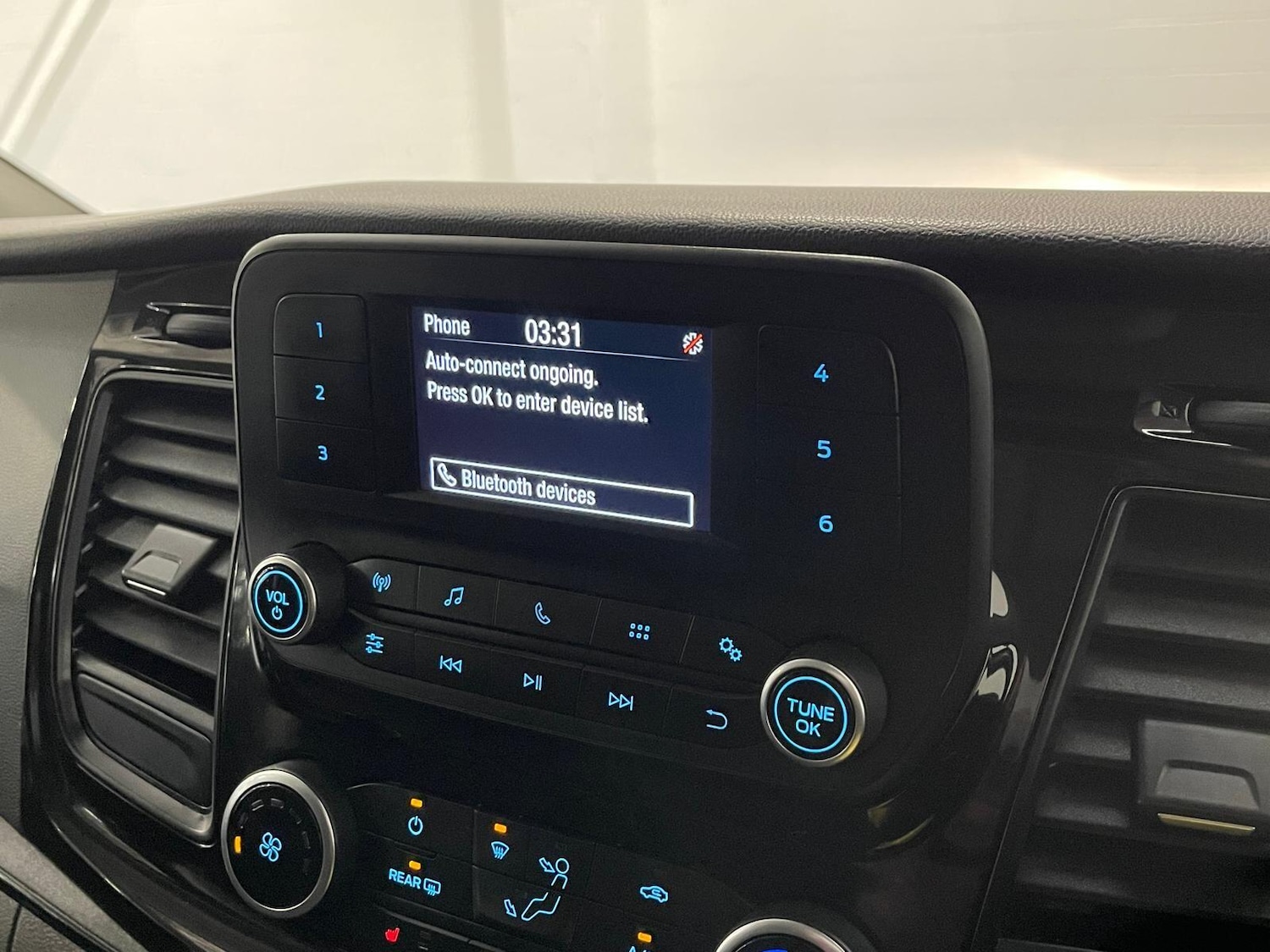 Used Ford Tourneo Custom 2018 for sale - 76398018: Photo 14