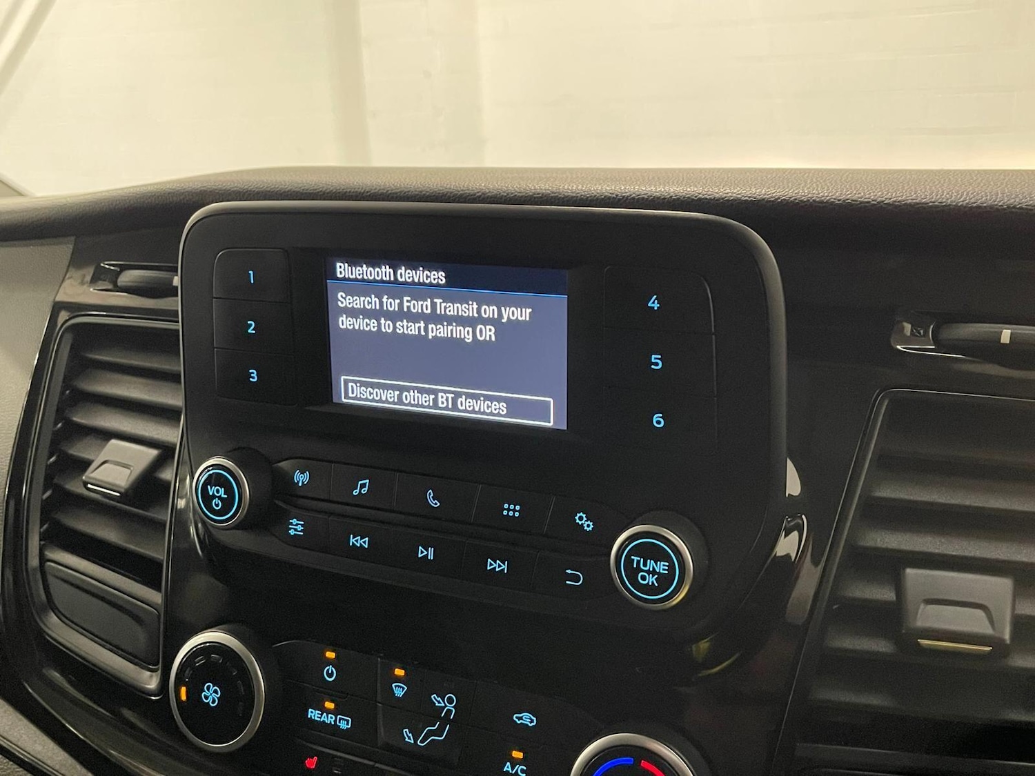 Used Ford Tourneo Custom 2018 for sale - 76398018: Photo 15