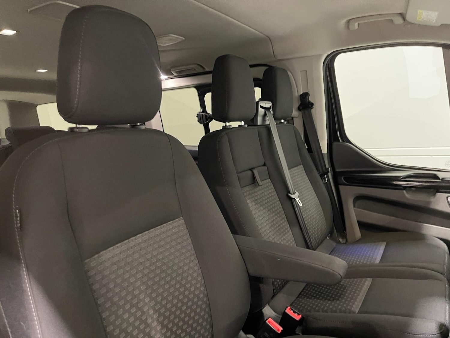 Used Ford Tourneo Custom 2018 for sale - 76398018: Photo 26