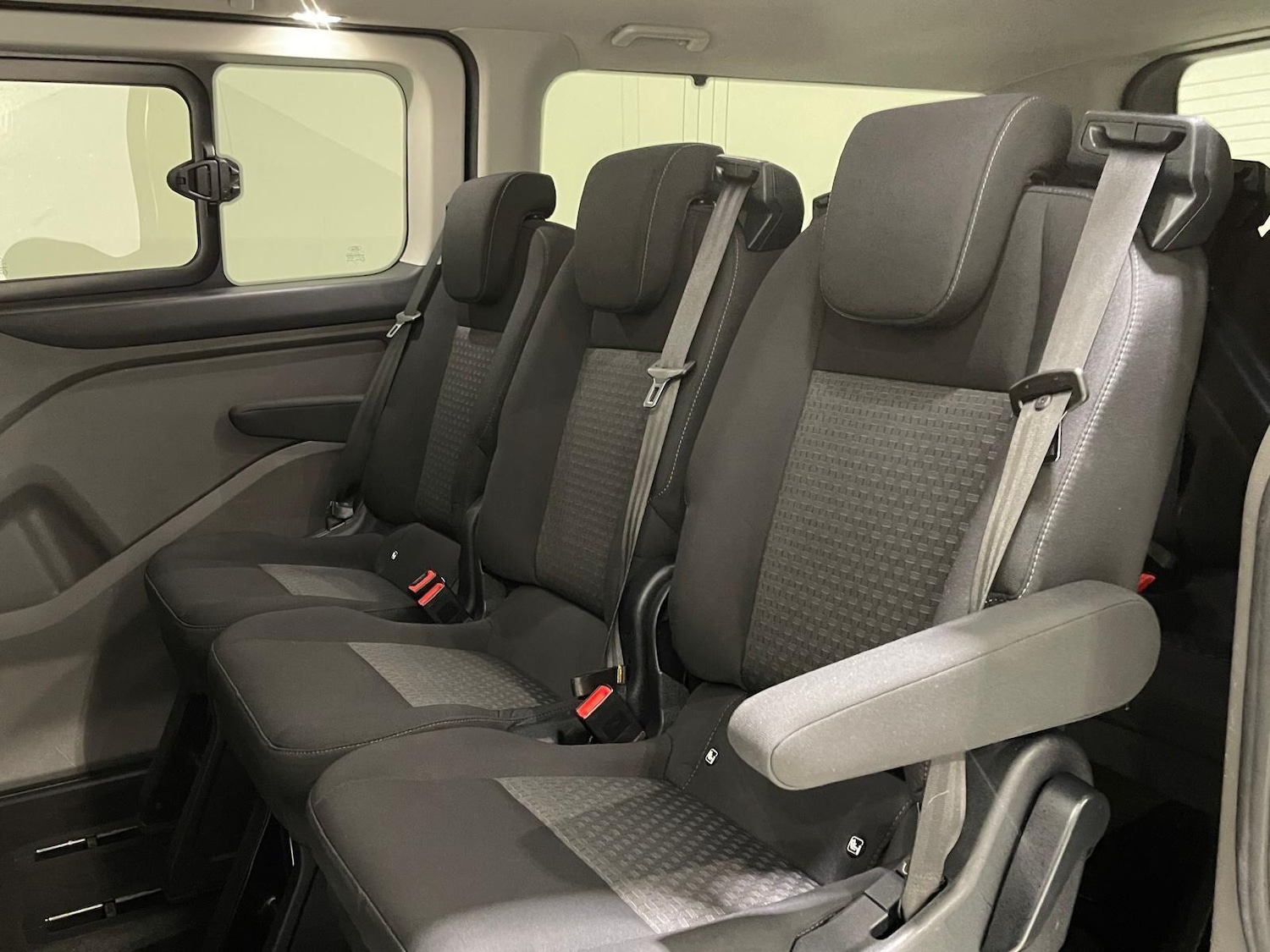 Used Ford Tourneo Custom 2018 for sale - 76398018: Photo 31