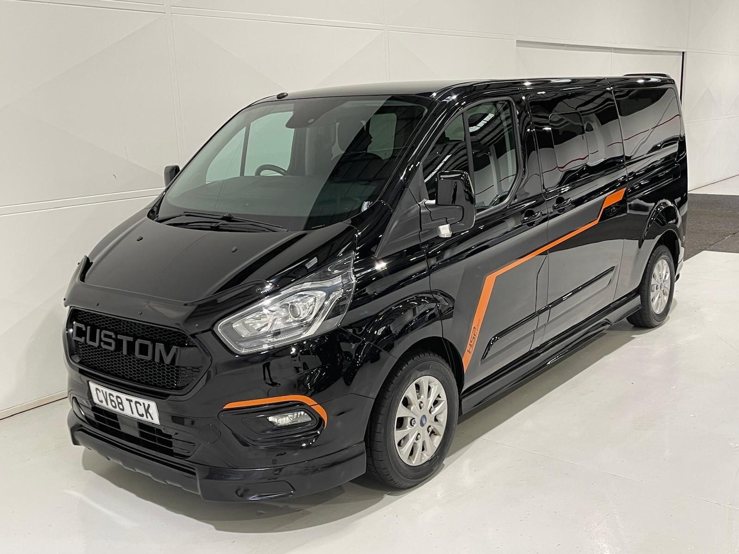 Used Ford Tourneo Custom 2018 for sale - 76398018: Photo 38