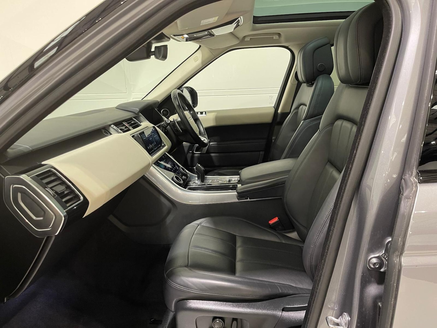 Used Land Rover Range Rover Sport 2021 for sale - 76398796: Photo 35