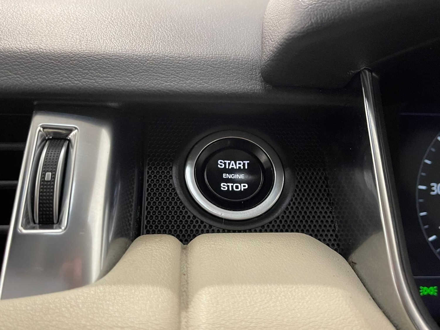 Used Land Rover Range Rover Sport 2021 for sale - 76398796: Photo 95