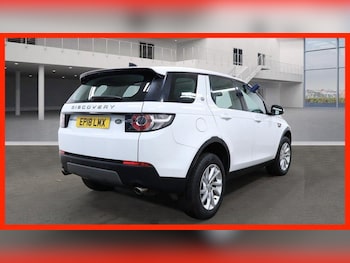 Used Land Rover Discovery Sport 2018 for sale - 76440862: Photo