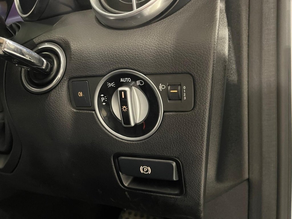 Used Mercedes-Benz SLC 2016 for sale - 76496185: Photo 26